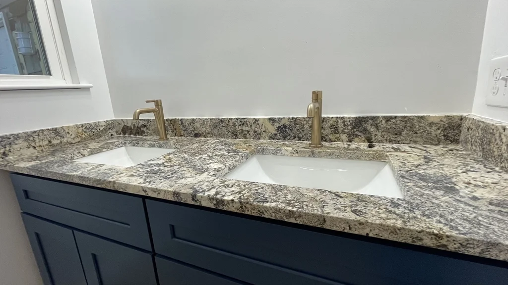 29 Catherine St, Roslindale