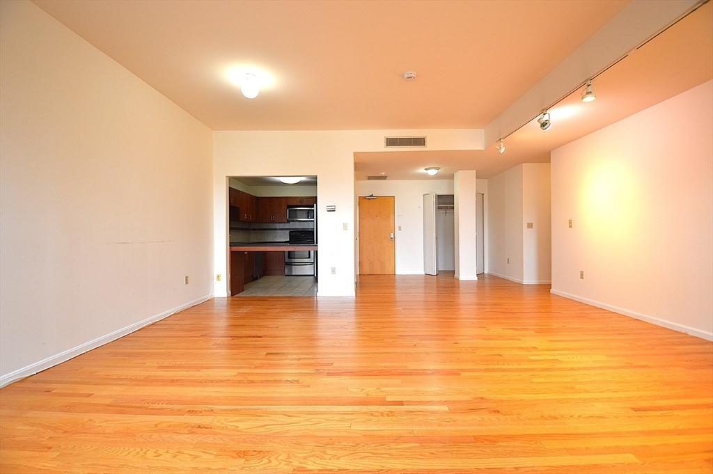 50 Winchester St, Coolidge Corner