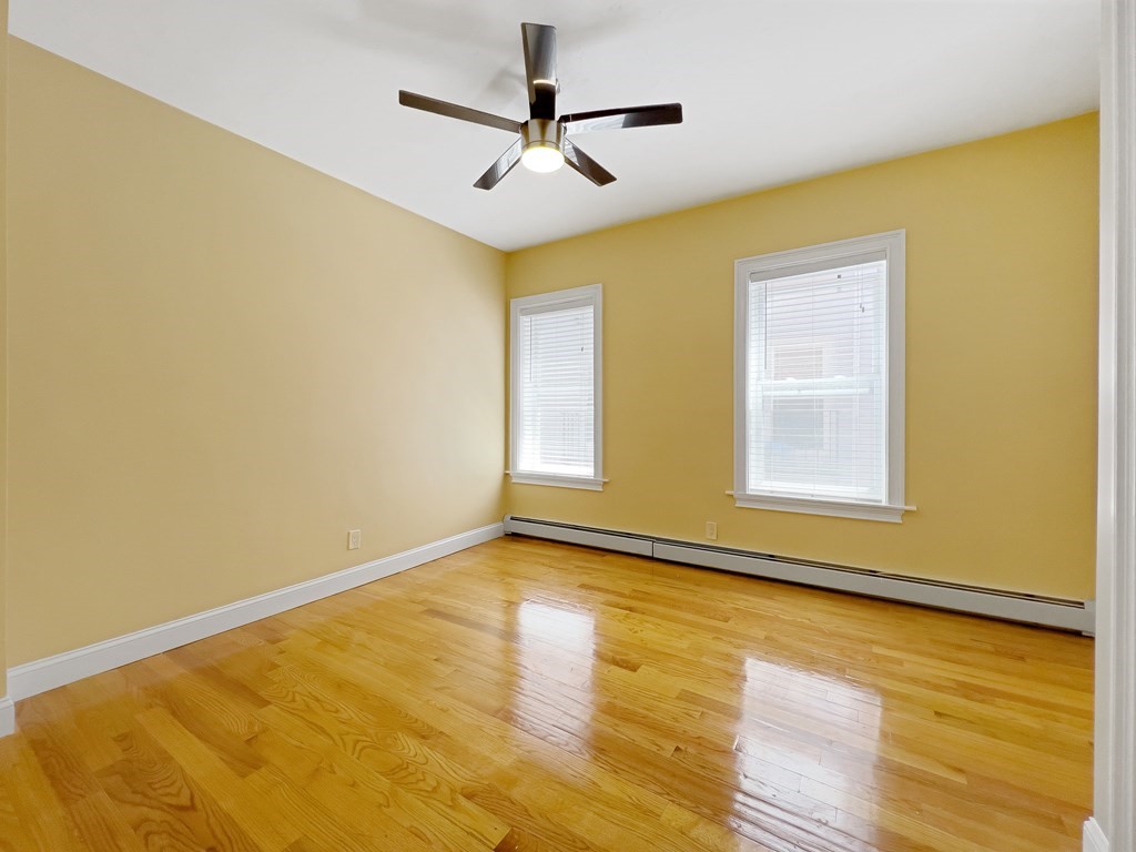 94 Winthrop St, Roxbury