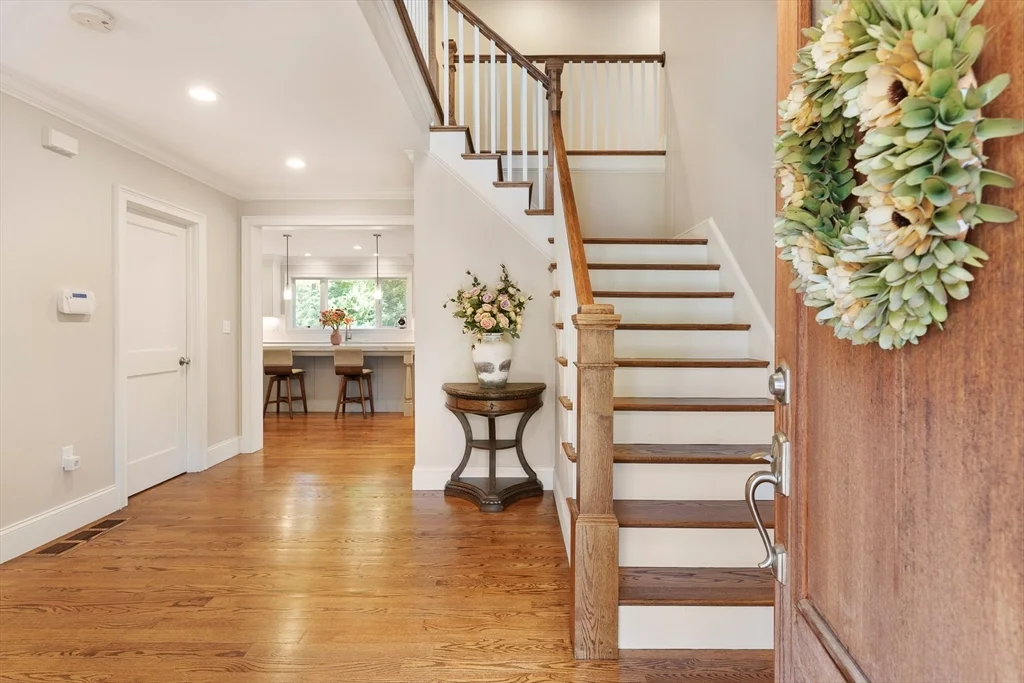 24 Dogwood Ln, Birds Hill