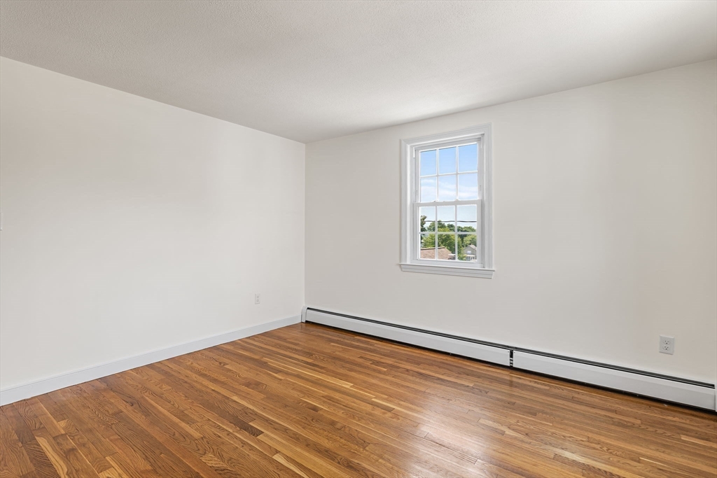 194 Glenellen Rd, West Roxbury