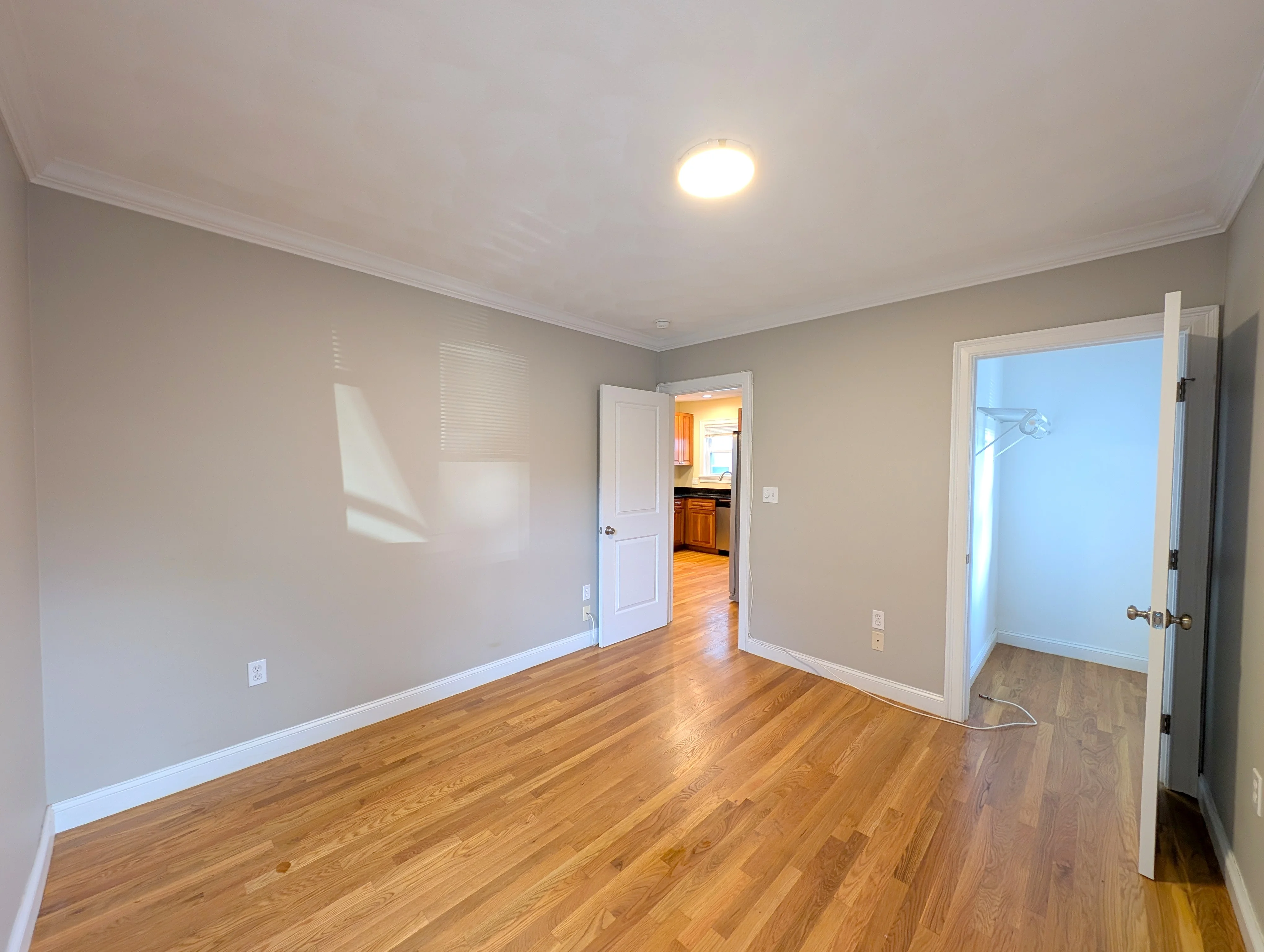 615 Boston Ave, Medford