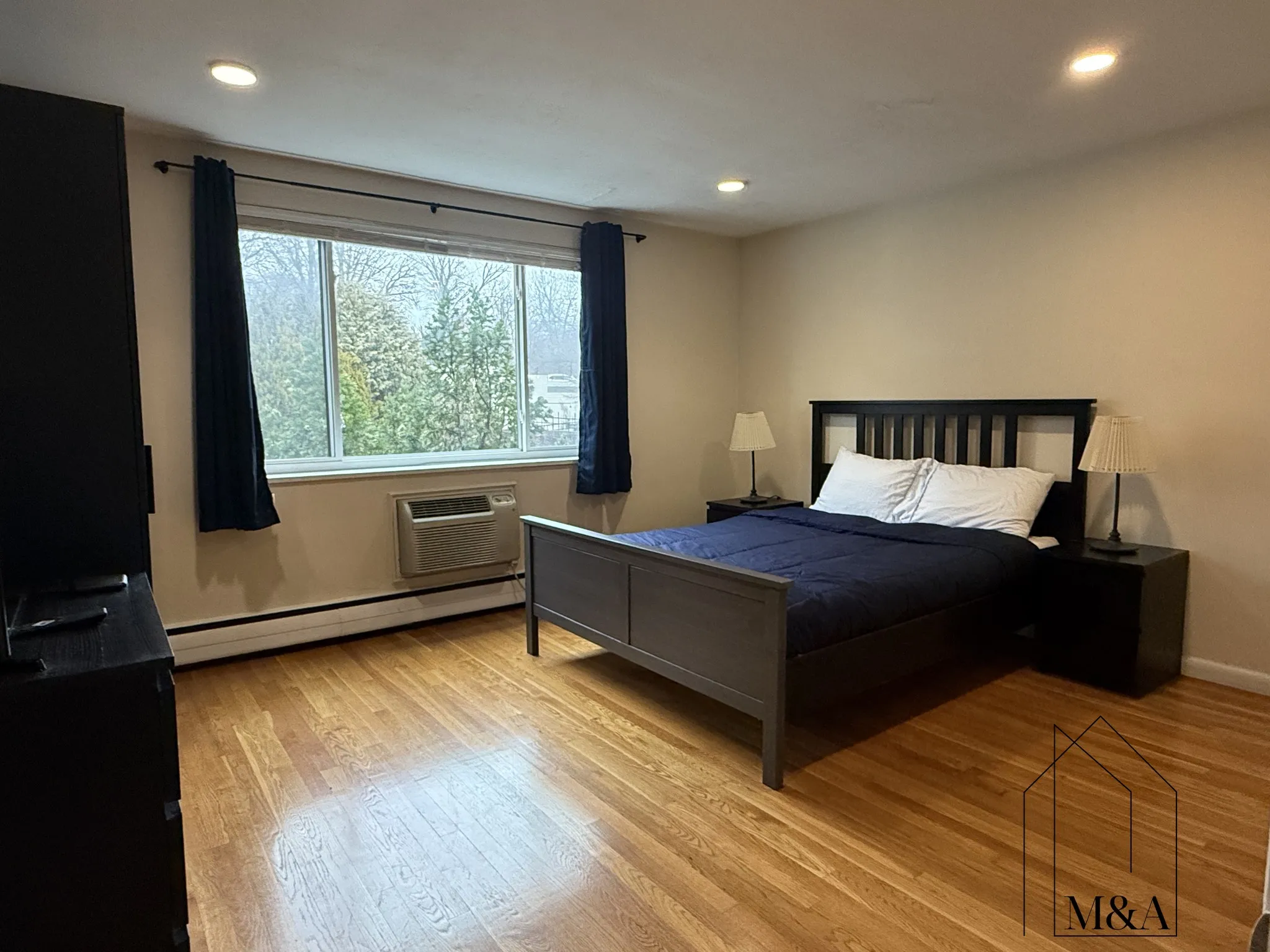 205 Kent St, Brookline