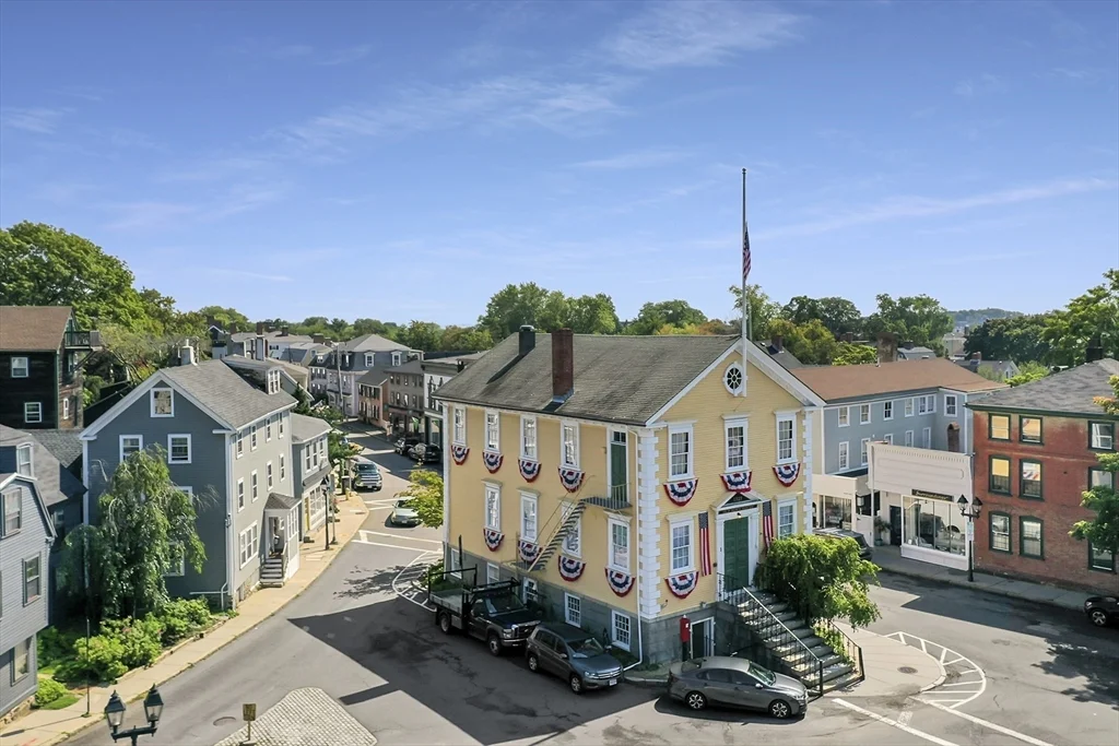 164 Washington St, Marblehead