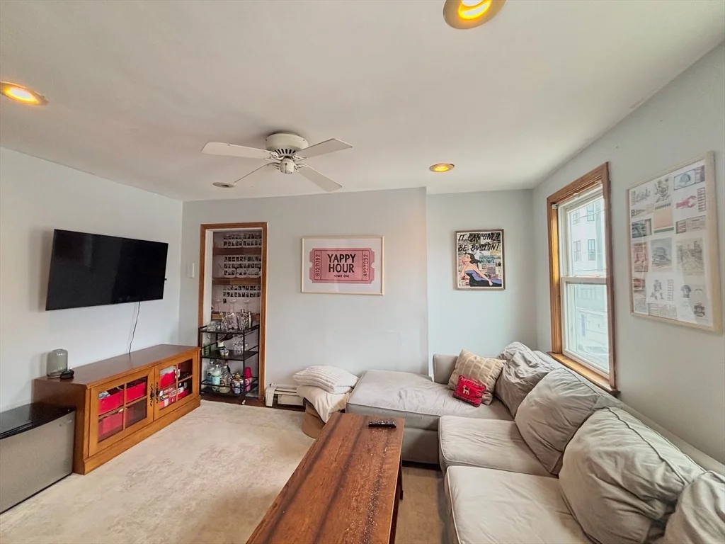 93 Baxter St, South Boston