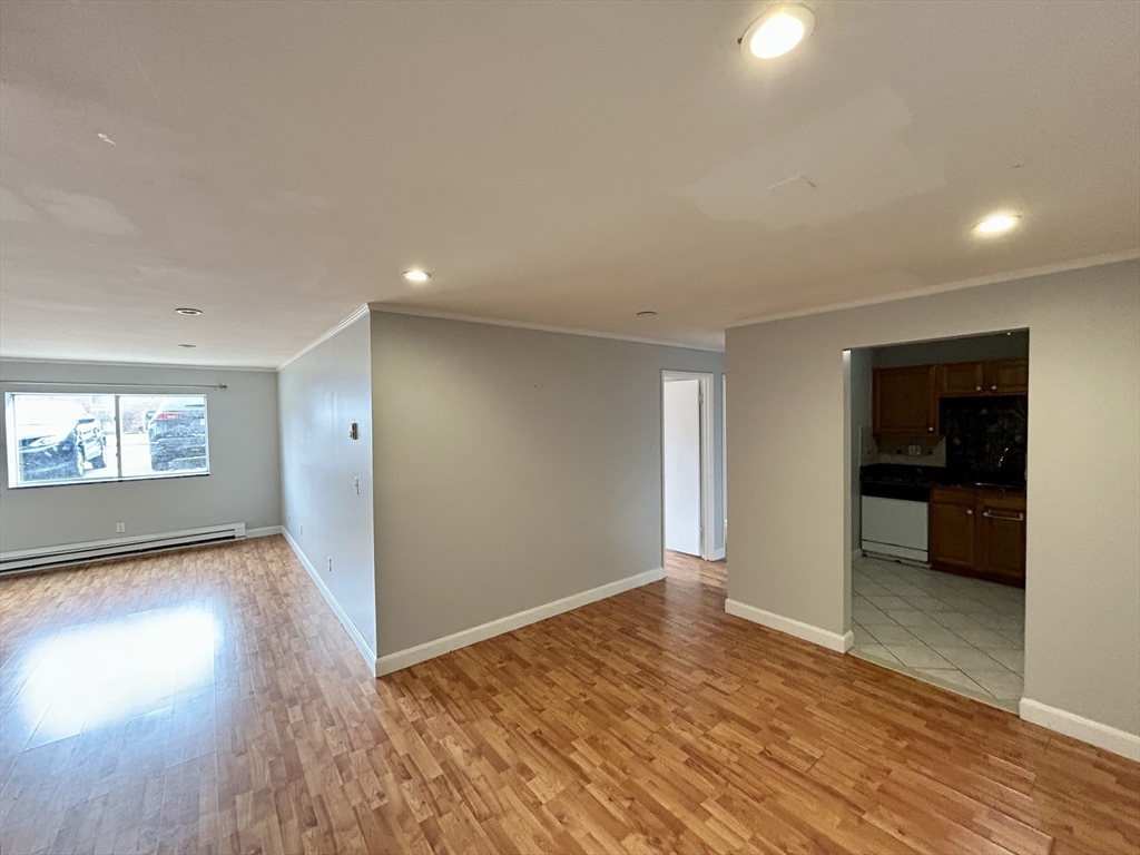 9 Weld St, Framingham