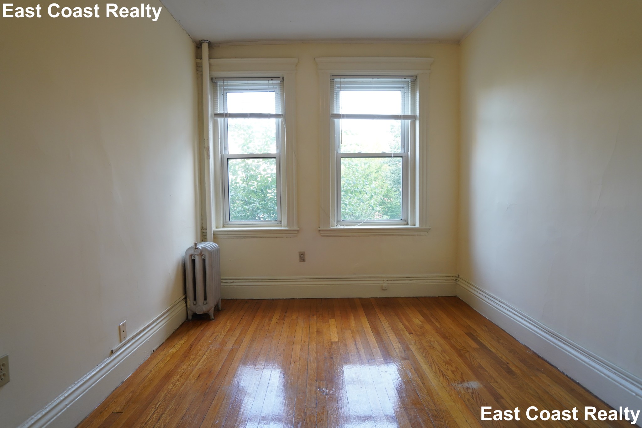 100 Queensberry St, Fenway