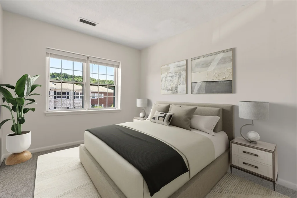 10 Lake Shore Ct, Brighton