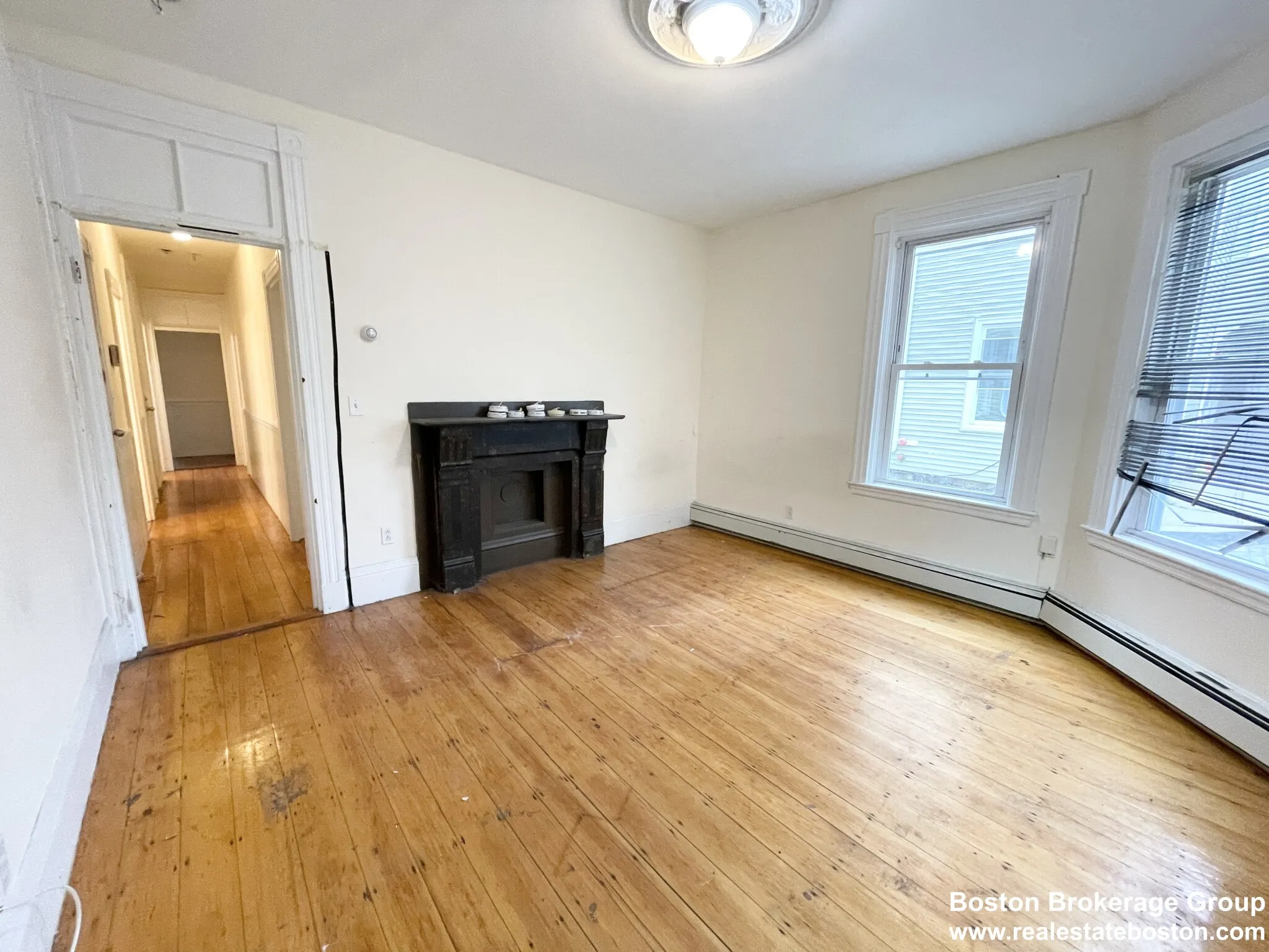 1 Folsom Ave, Mission Hill