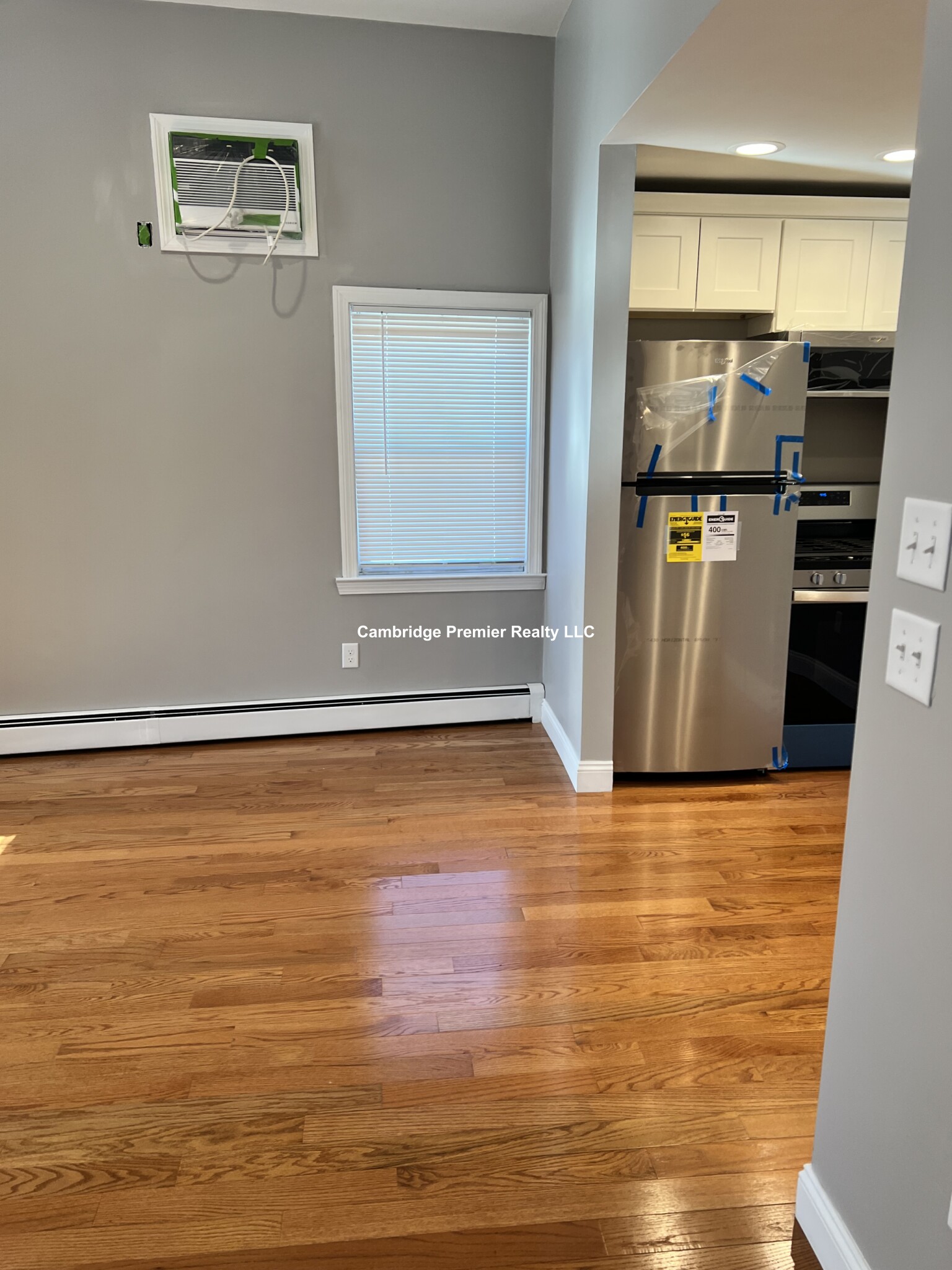 126 Washington St, Medford