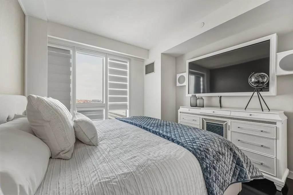 150 Seaport Blvd, Seaport District