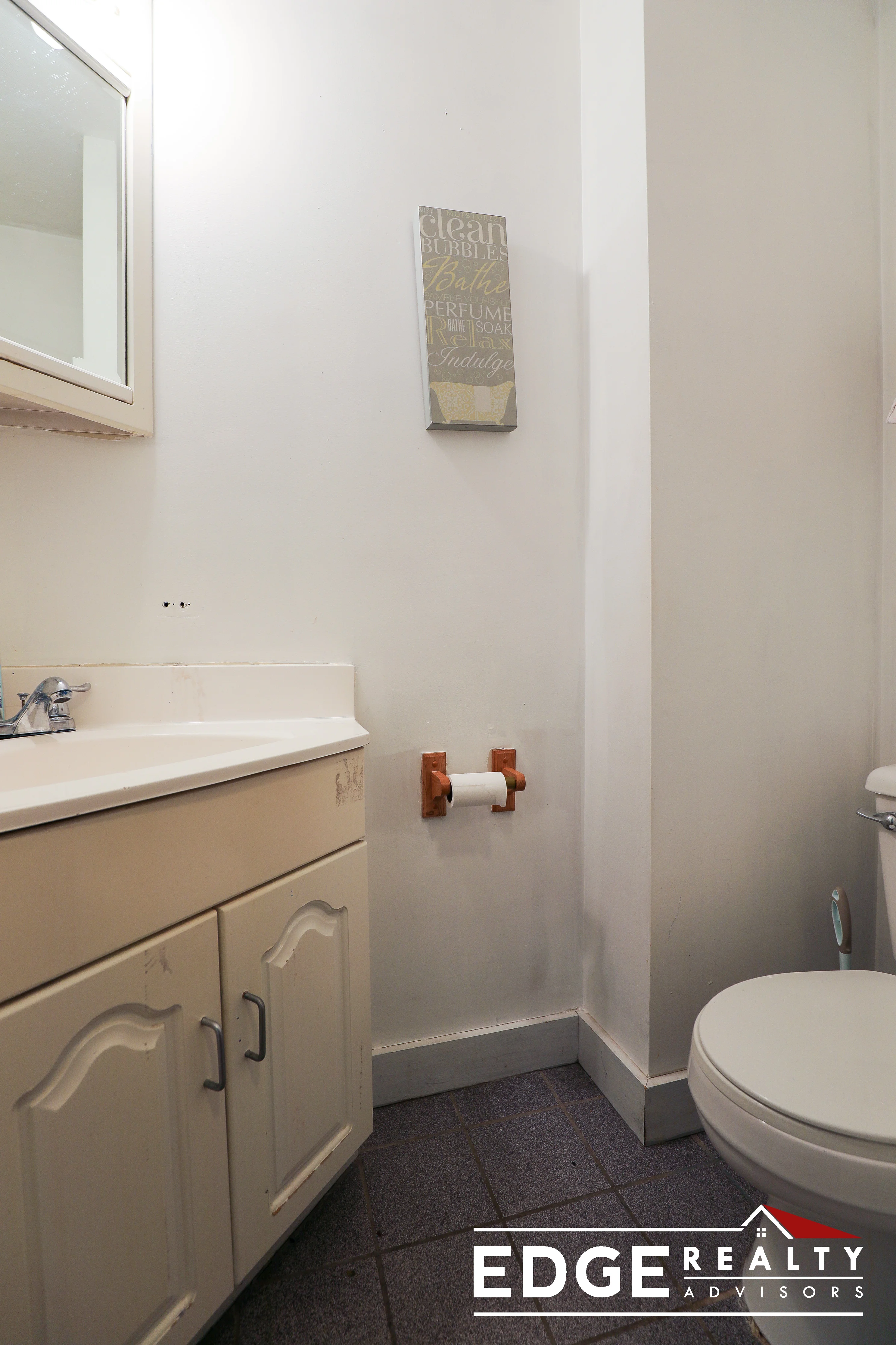 38 Park Vale Ave, Allston