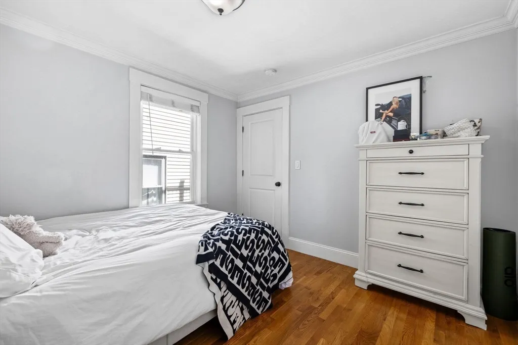 73 G St, South Boston