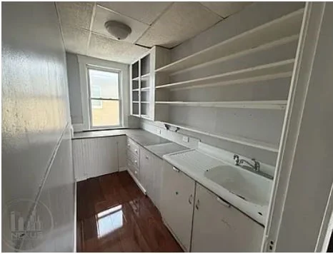 21 Hitchcock Rd, Webster Square