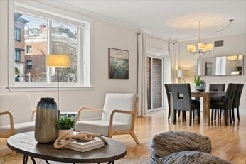 51 John St, Brookline