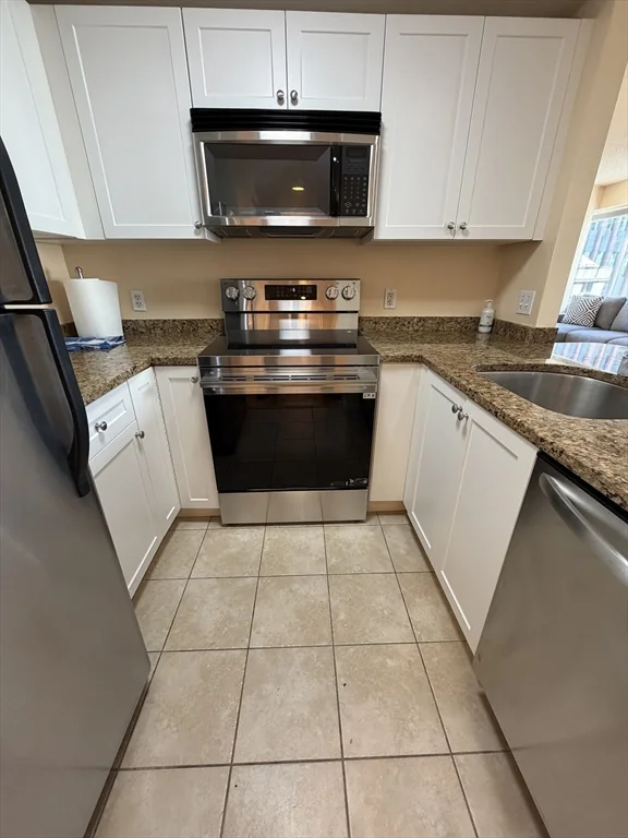 8 Museum Way, East Cambridge