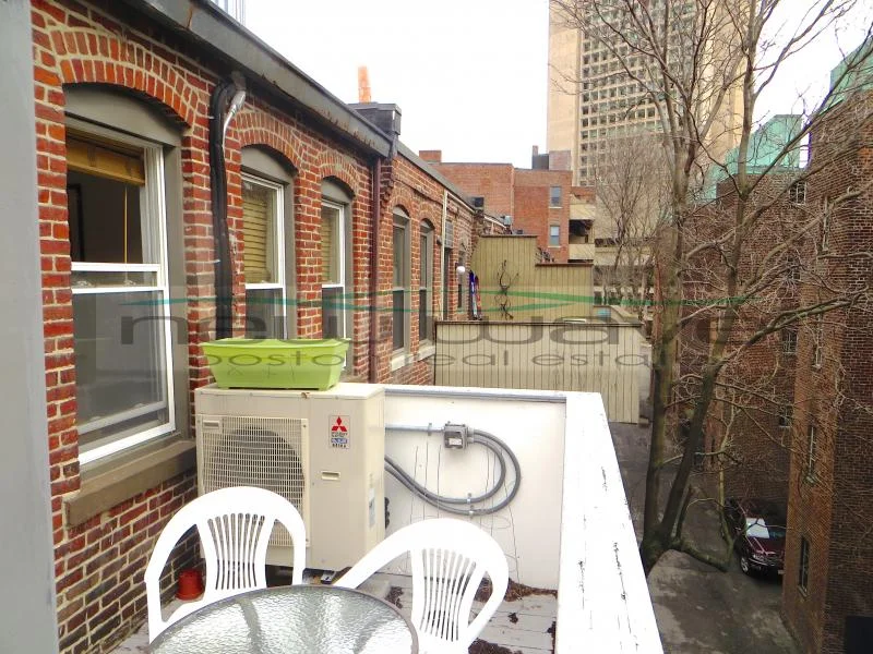 49 Saint Germain St, Back Bay