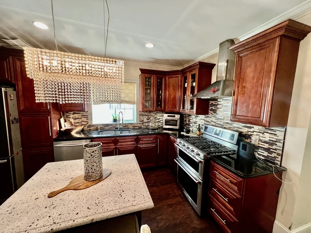 41 Pearl St, Everett