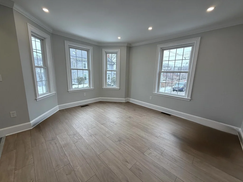 67 Jewett St, Newton