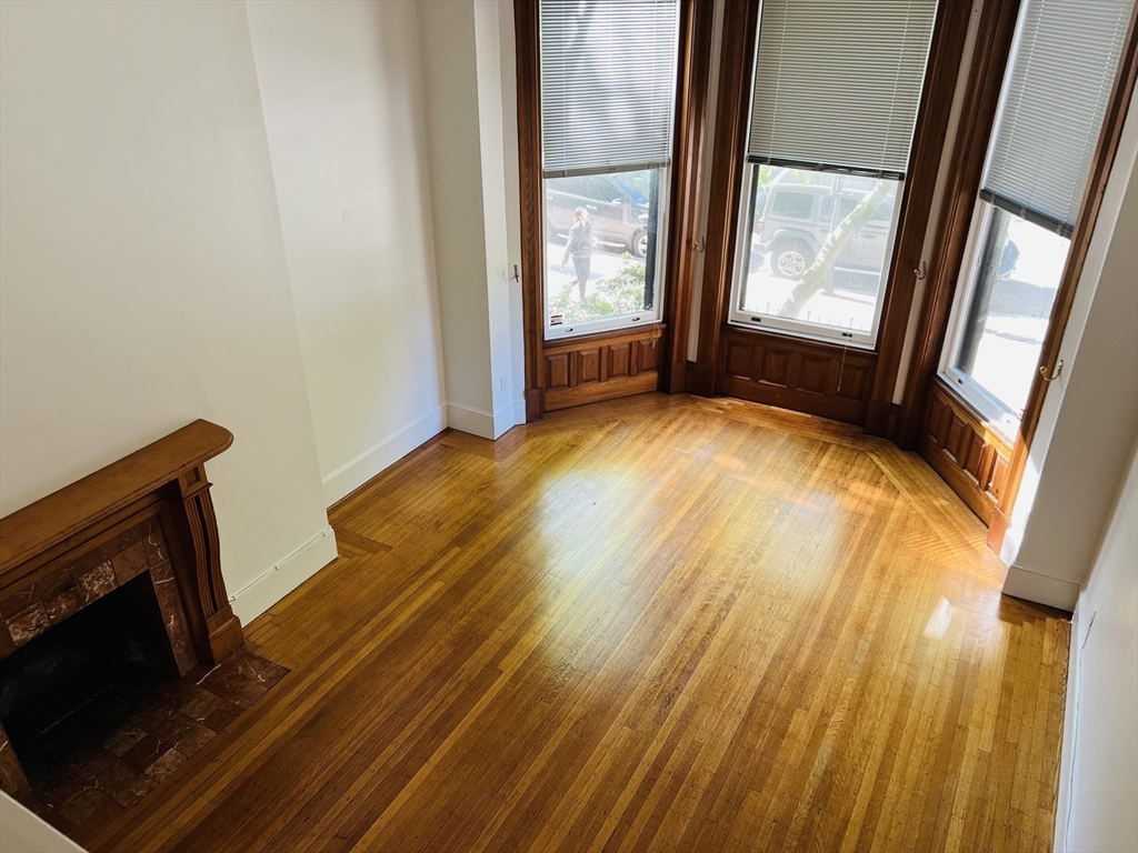 280 Commonwealth, Back Bay