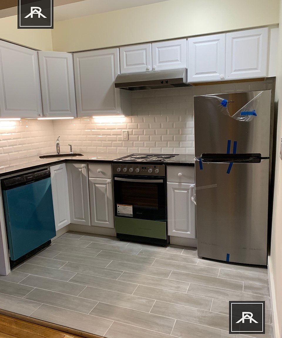 1607 Commonwealth Ave, Brighton