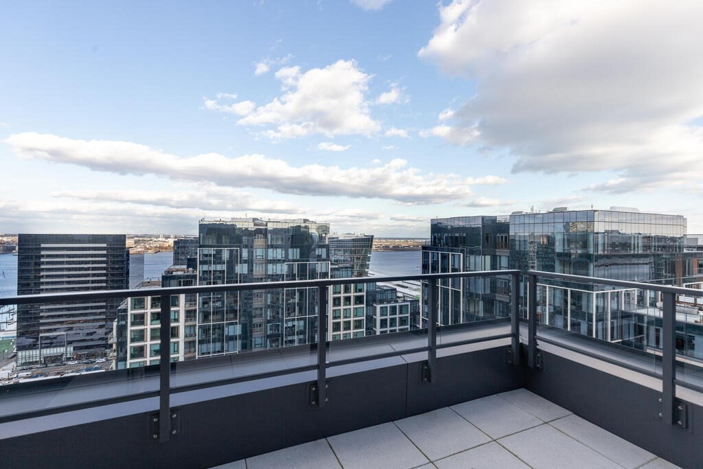 131 Seaport Blvd, Seaport District