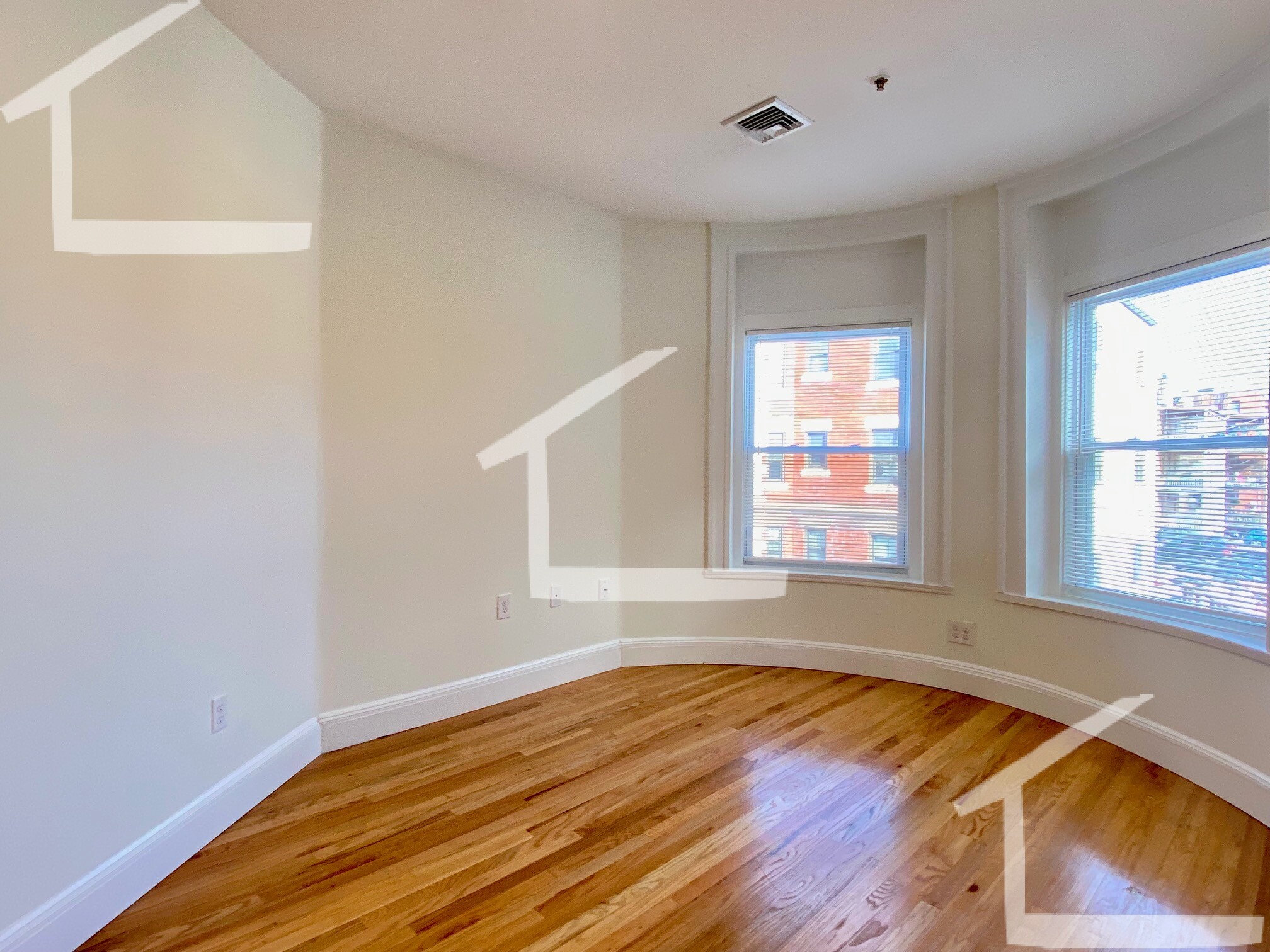 10 Brainerd Rd, Allston