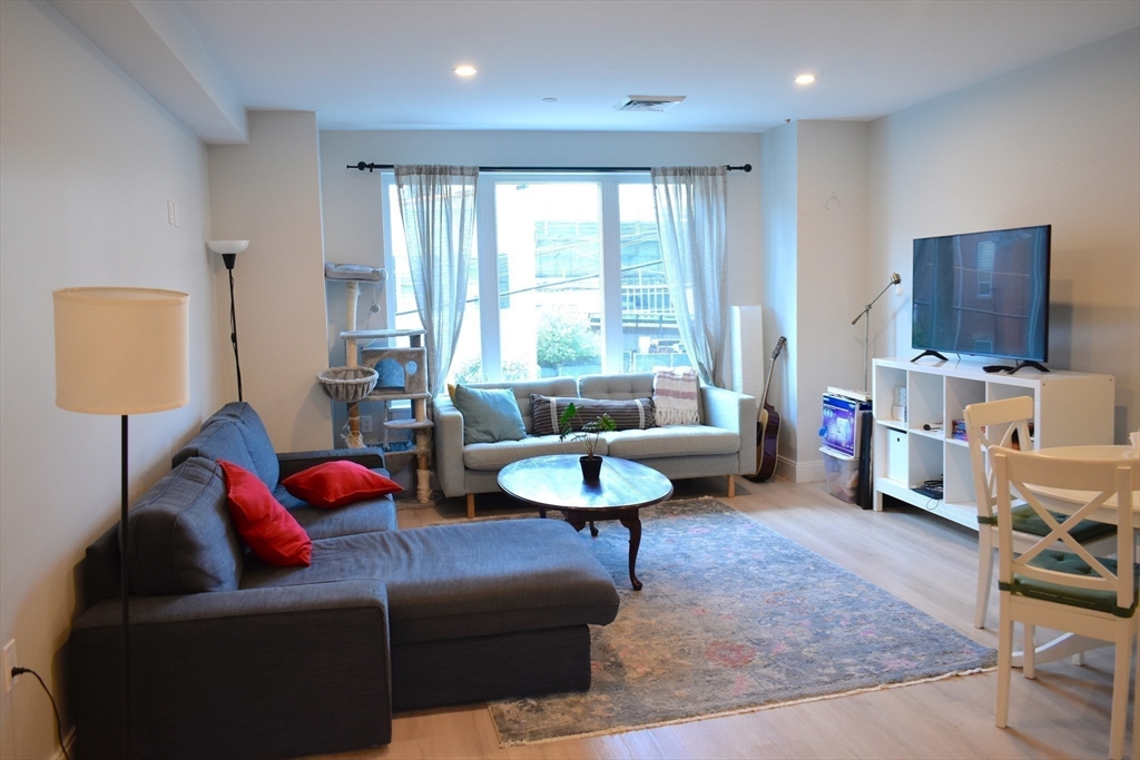 25 Second St, Chelsea