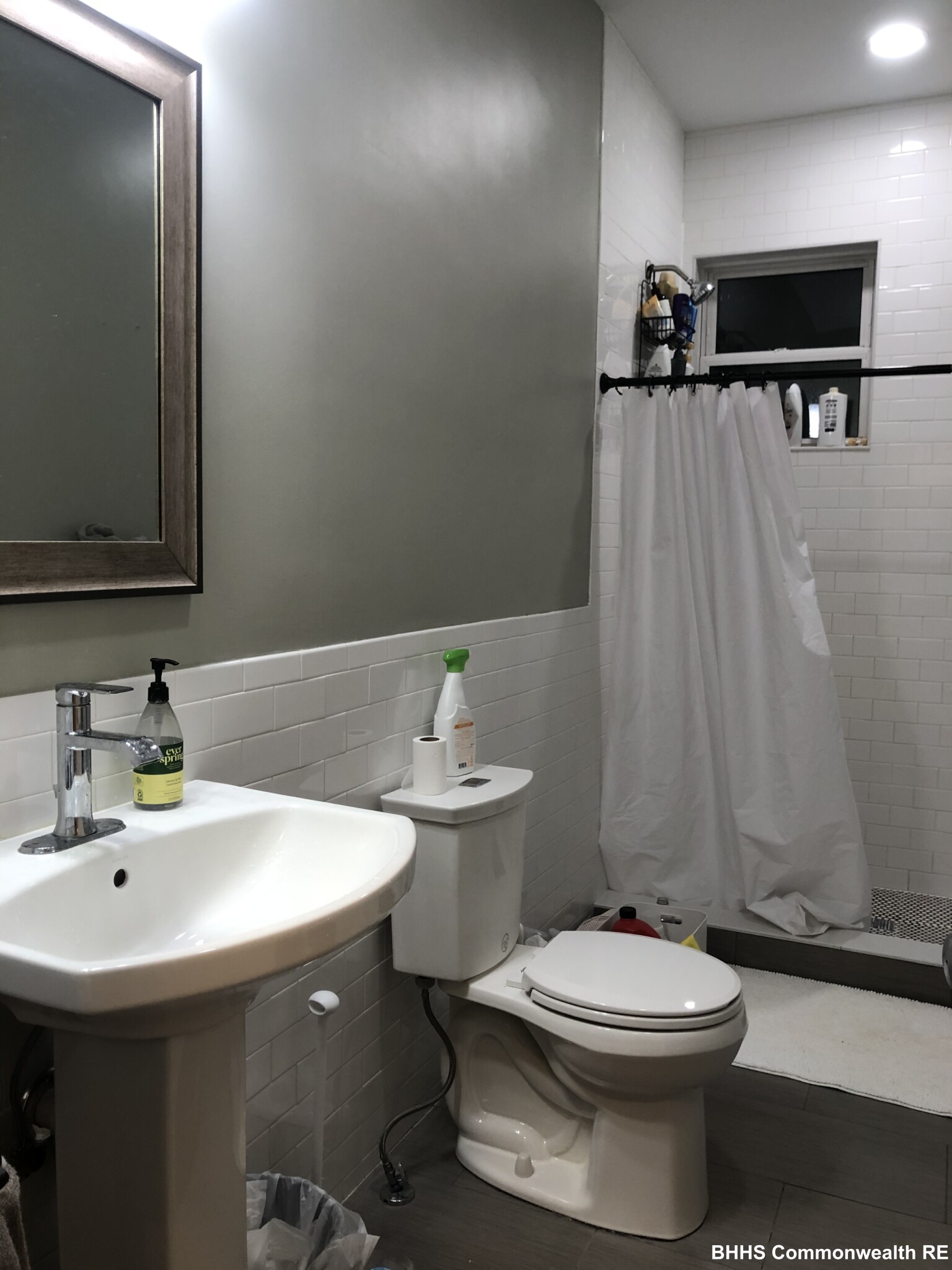4 bed, 2 bath apartment for rent at 106 Chester St Unit 1, Allston — photo 8 of 15