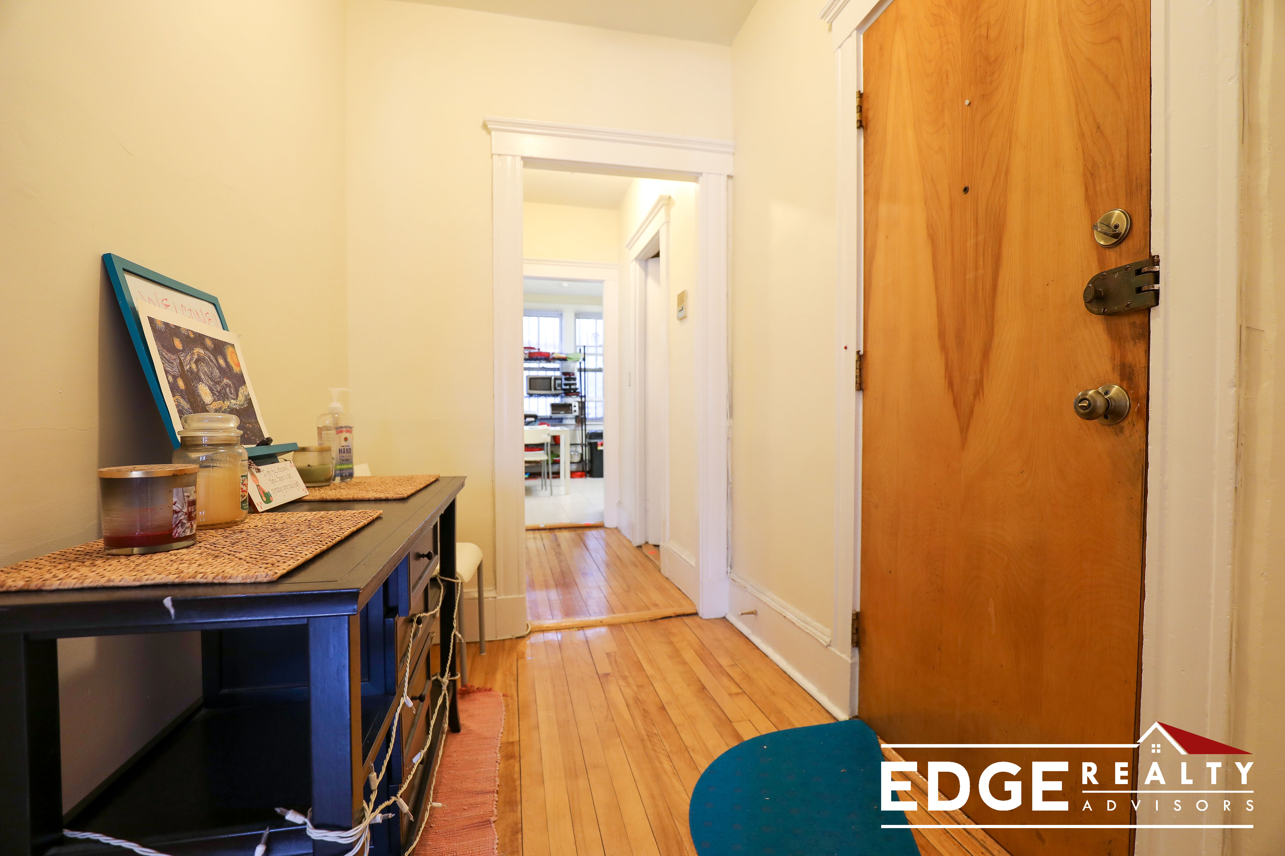 3 bed, 1 bath apartment for rent at 6 Colborne Rd Unit 3, Brighton — photo 6 of 9