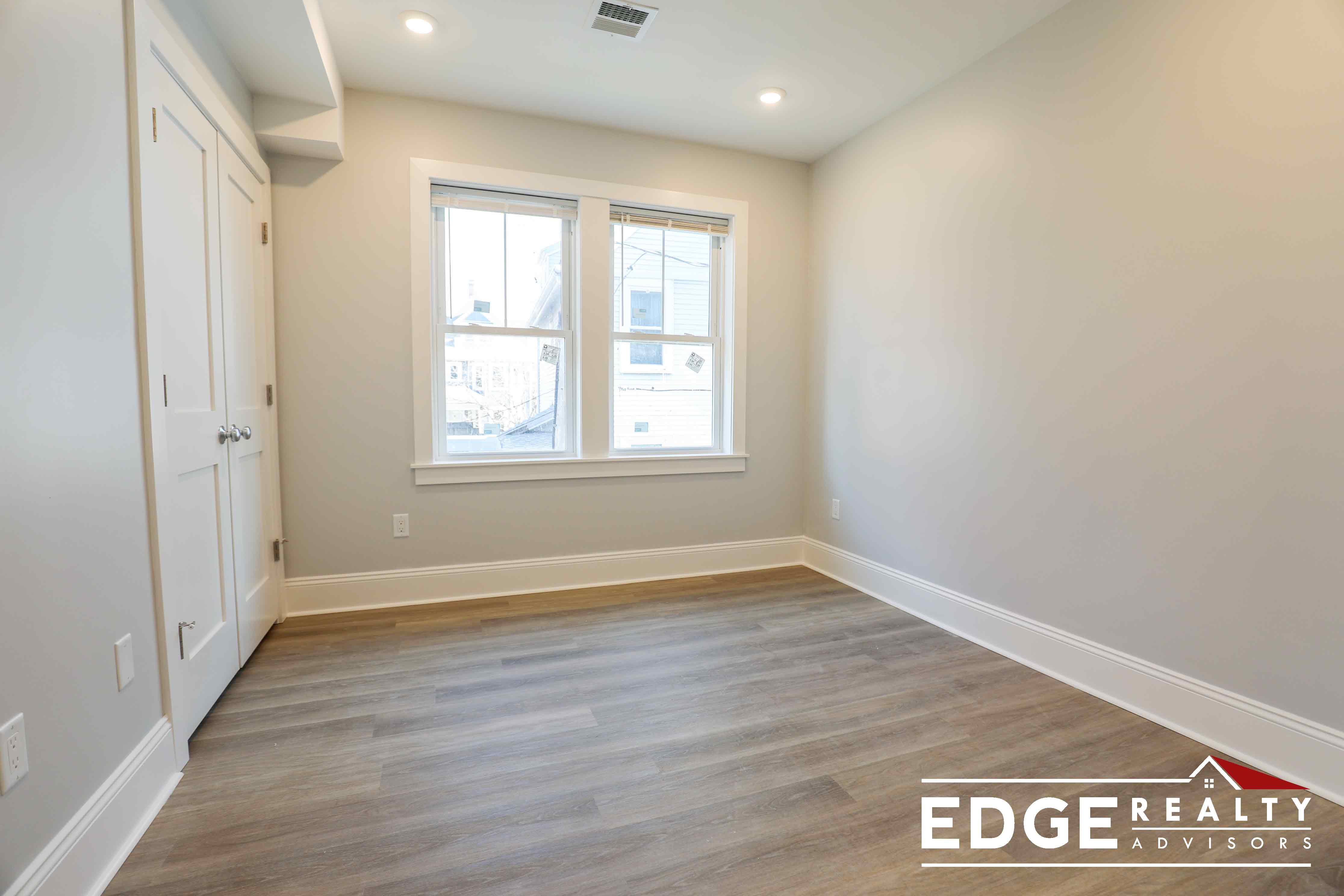 4 bed, 3 bath apartment for rent at 4 North Beacon St Unit 4, Allston — photo 6 of 12