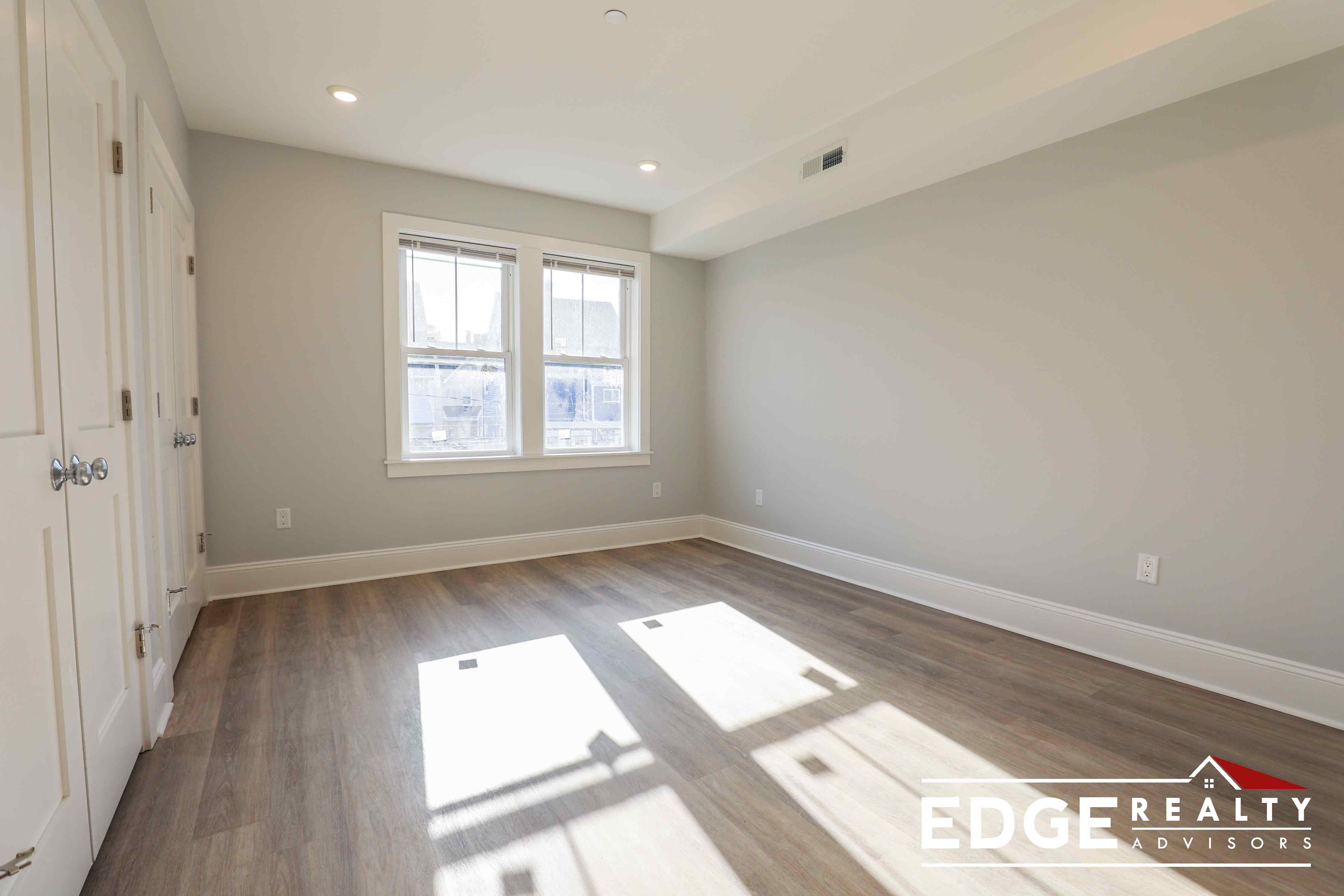 4 bed, 3 bath apartment for rent at 4 North Beacon St Unit 4, Allston — photo 7 of 12