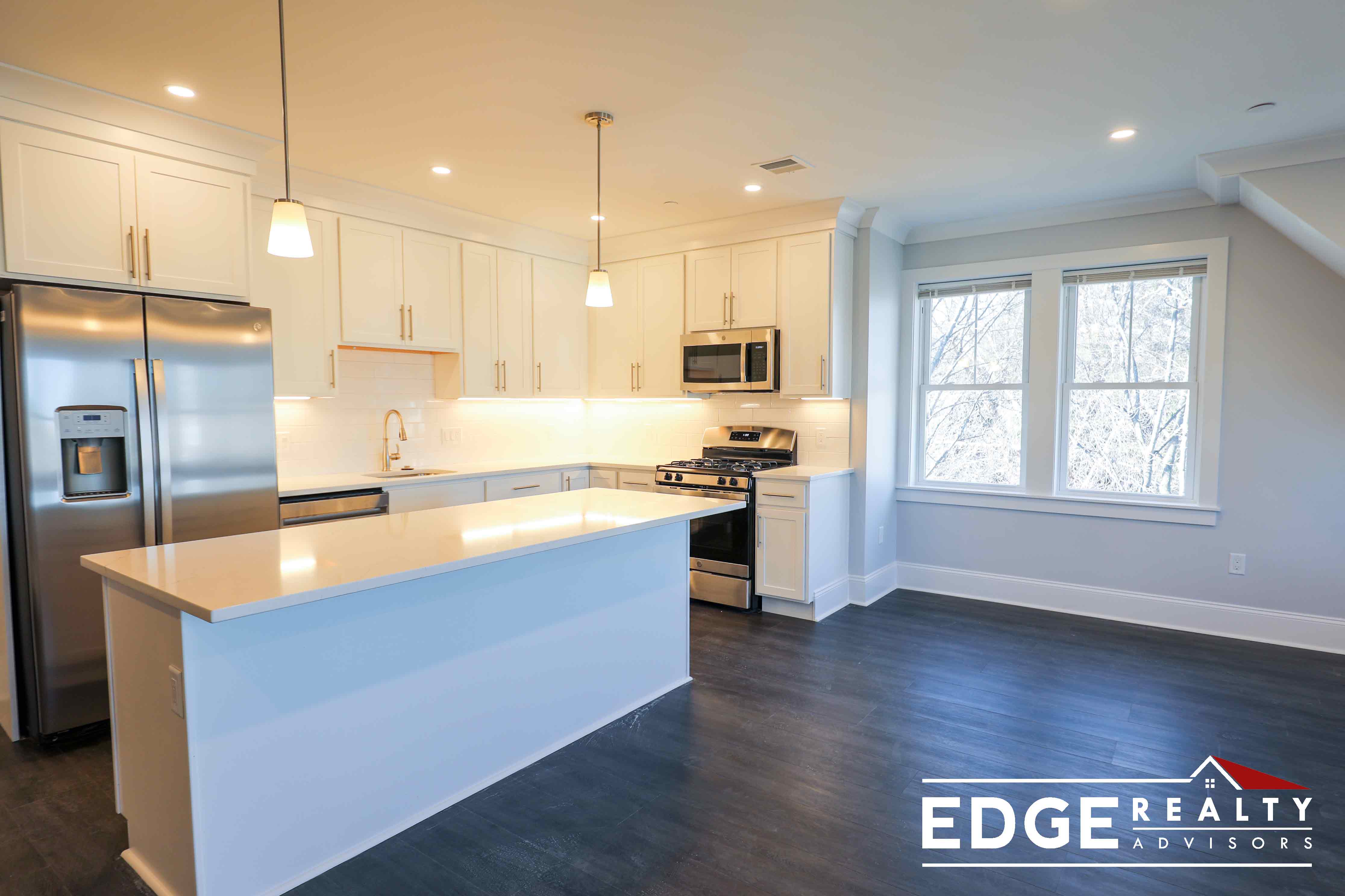 4 bed, 3 bath apartment for rent at 80 North Beacon St Unit 5, Allston — photo 1 of 12