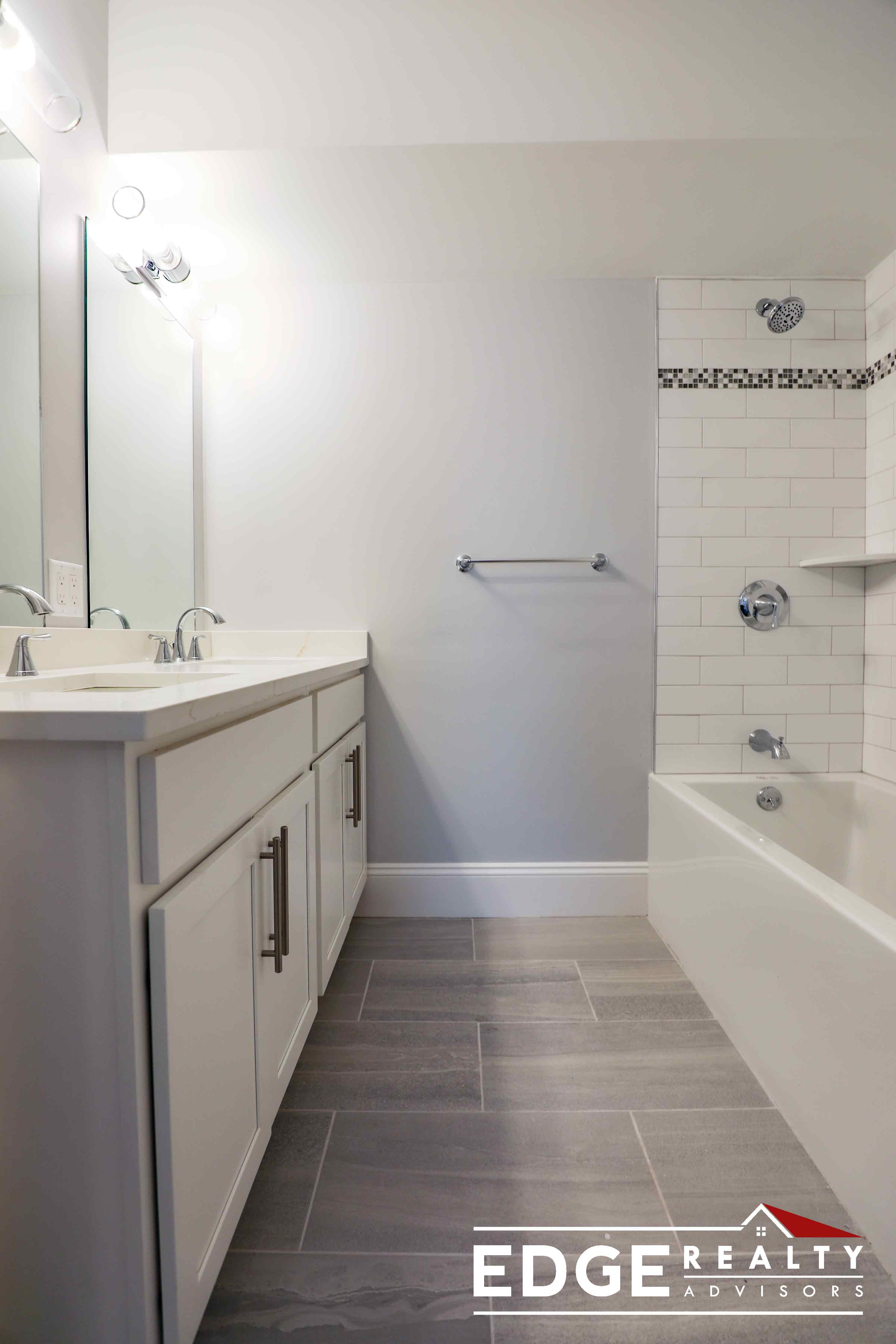 4 bed, 3 bath apartment for rent at 80 North Beacon St Unit 5, Allston — photo 6 of 12