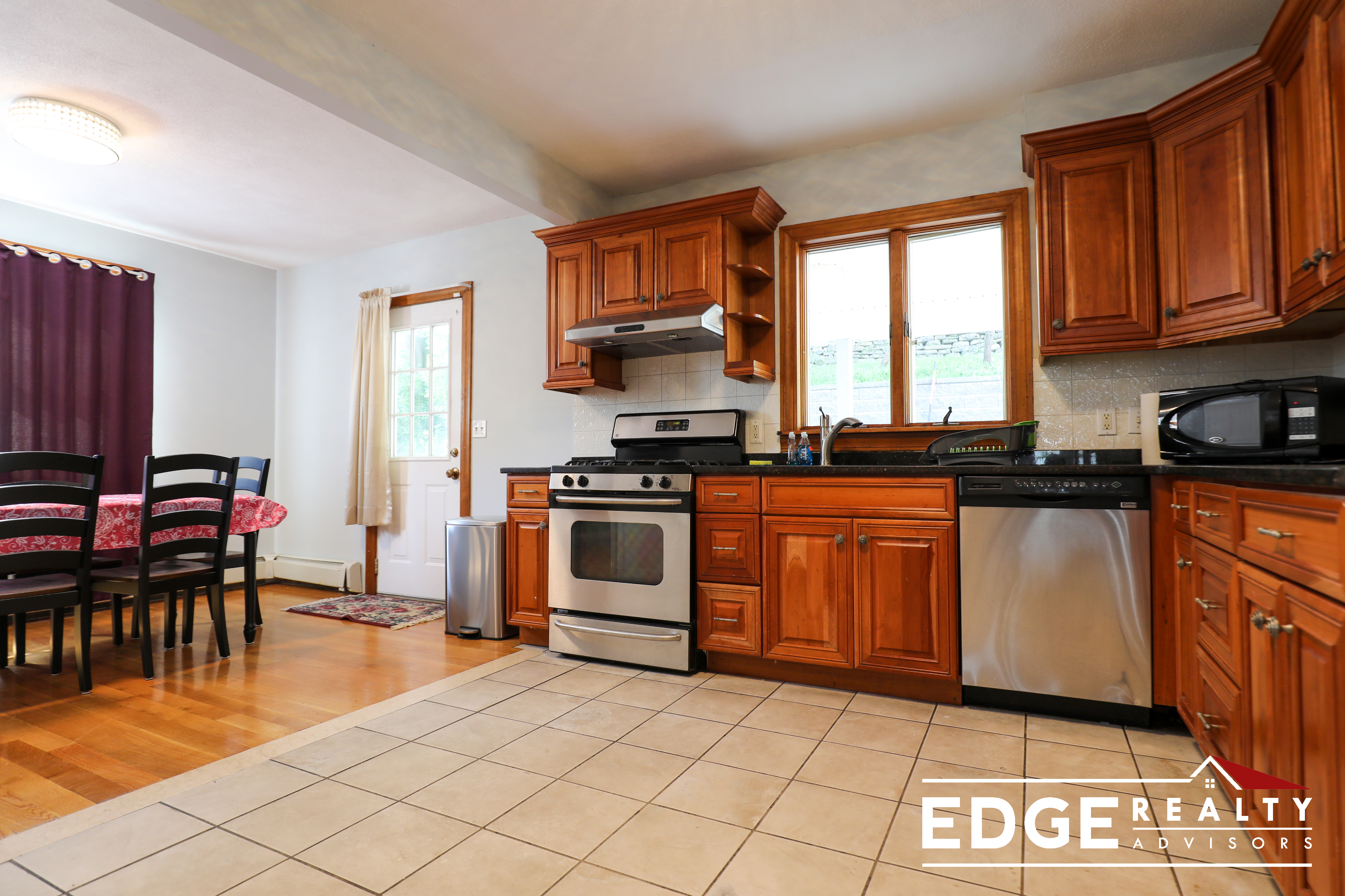 5 bed, 1.5 bath apartment for rent at 41 Gerrish St Unit 1, Brighton — photo 1 of 12