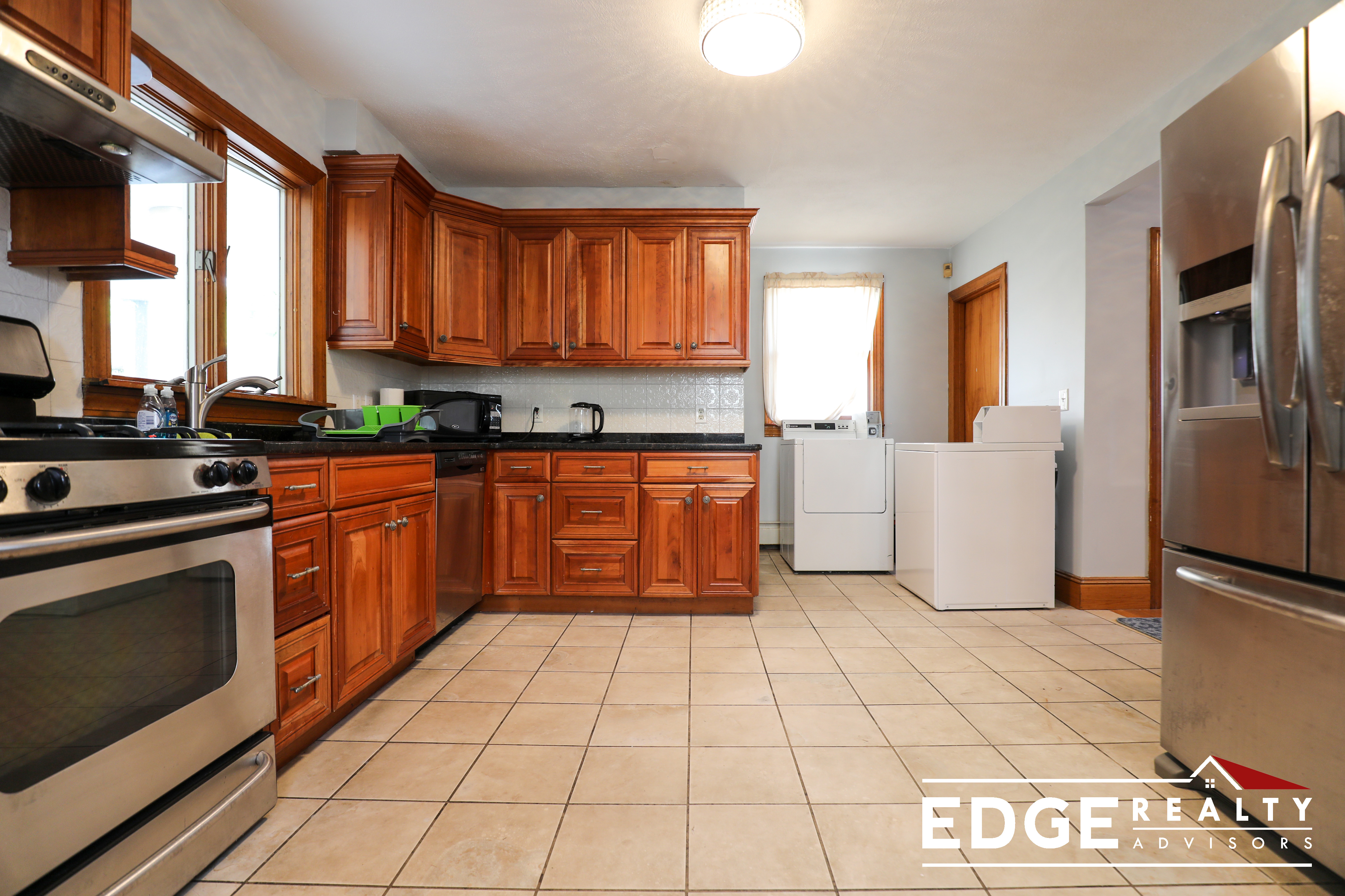5 bed, 1.5 bath apartment for rent at 41 Gerrish St Unit 1, Brighton — photo 2 of 12