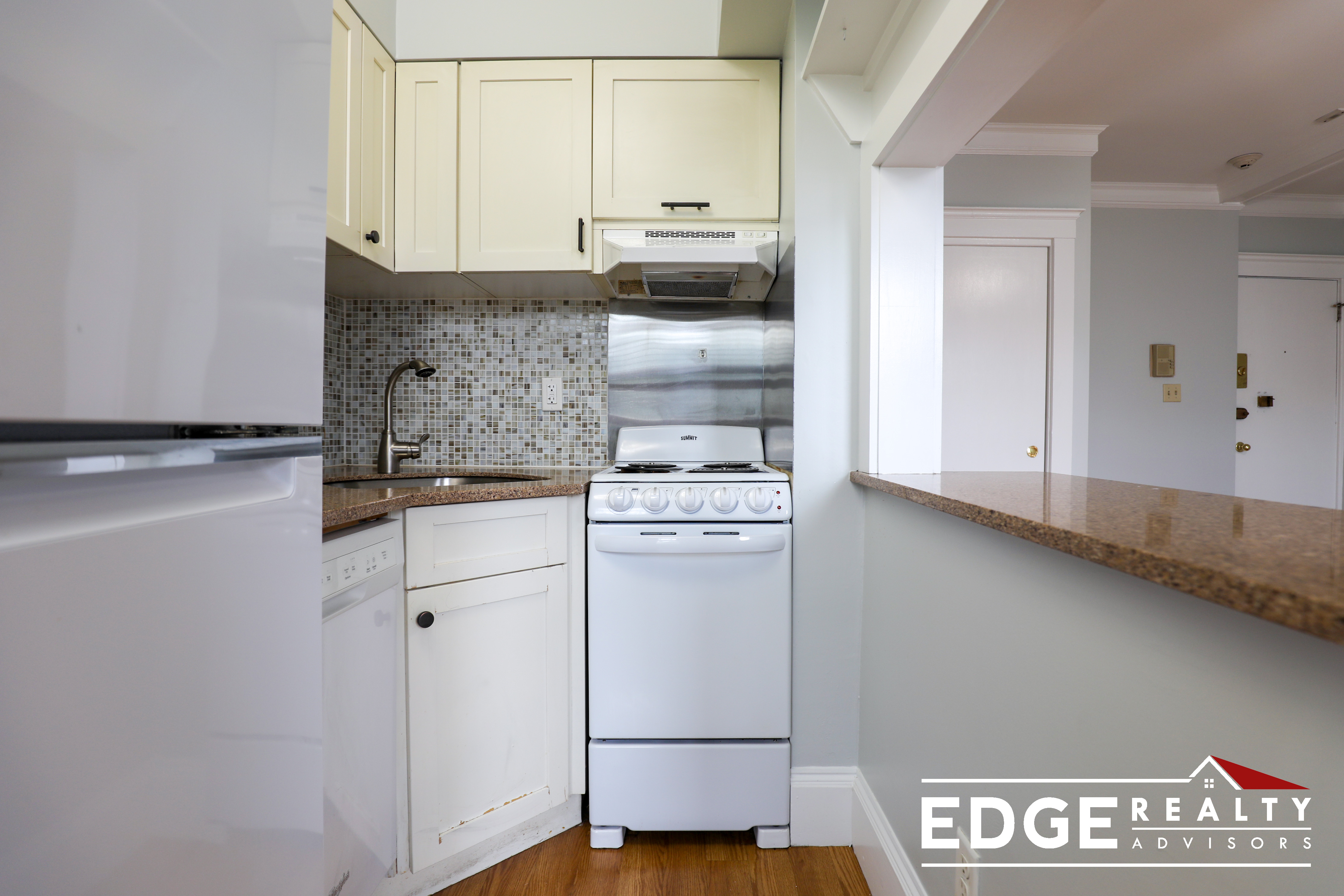 1 bed, 1 bath apartment for rent at 120 Lanark Rd Unit 5, Brighton — photo 2 of 6