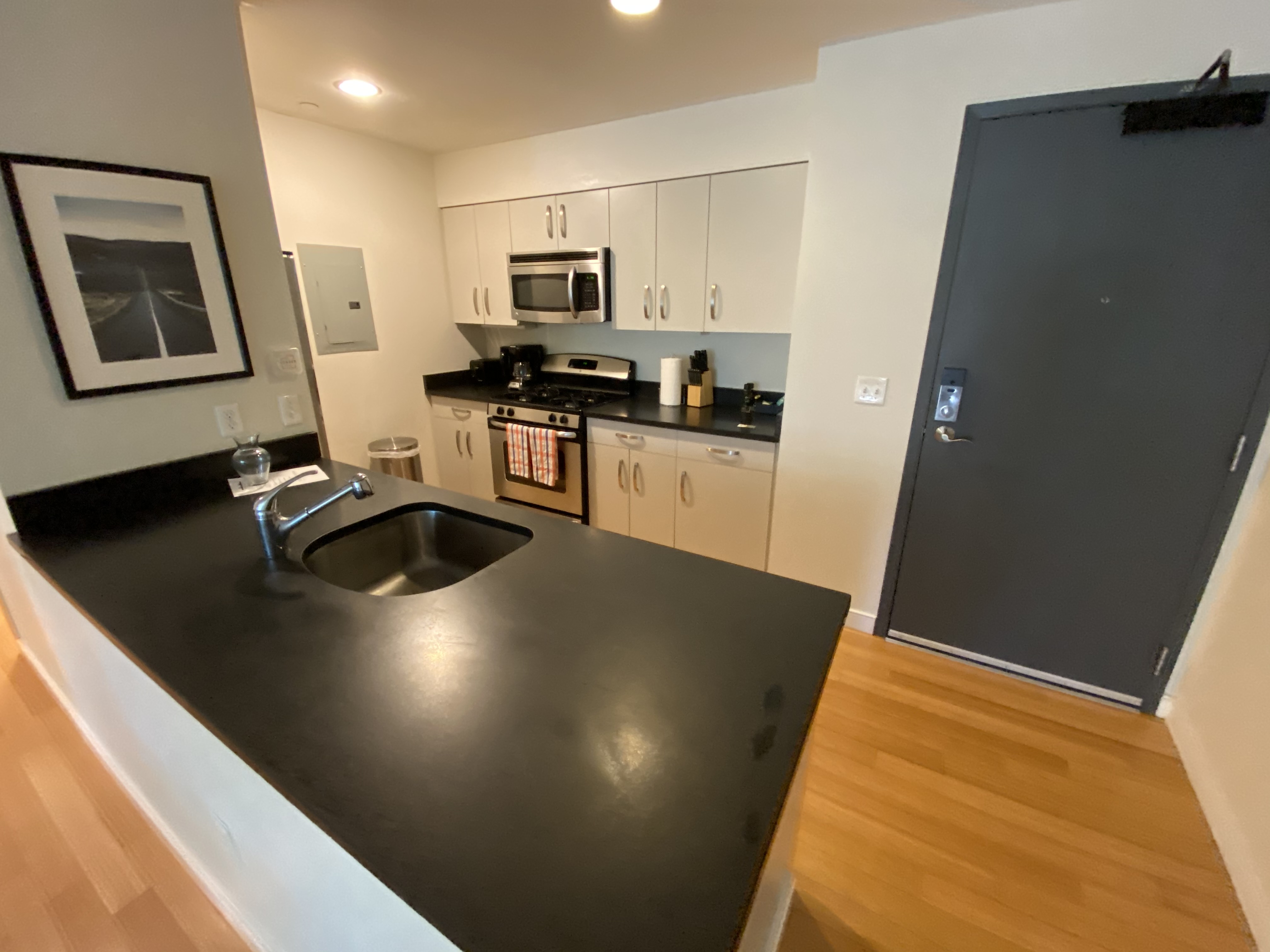 601 Albany St, South End