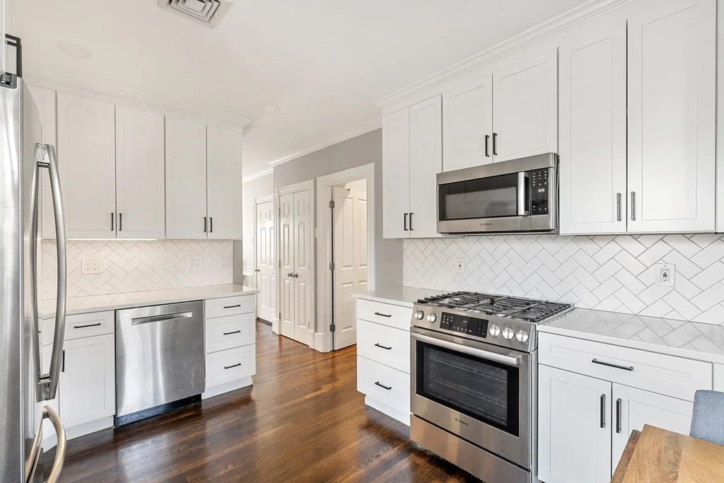 176 Bowen St, South Boston
