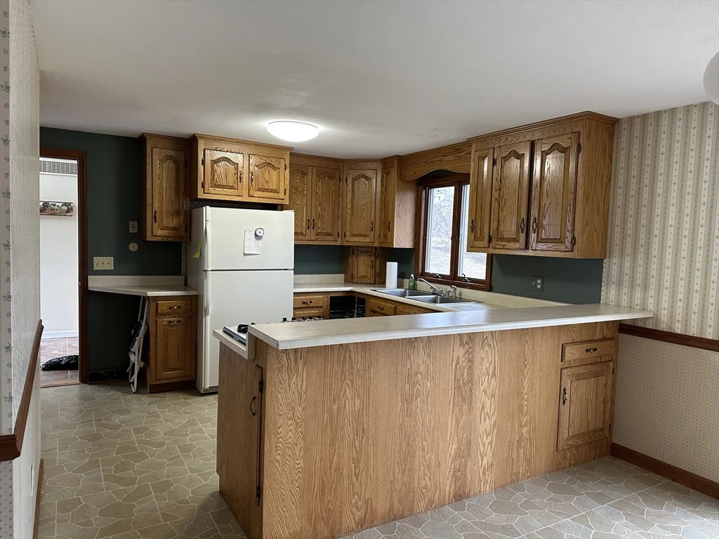 177 Orchard St, Newbury