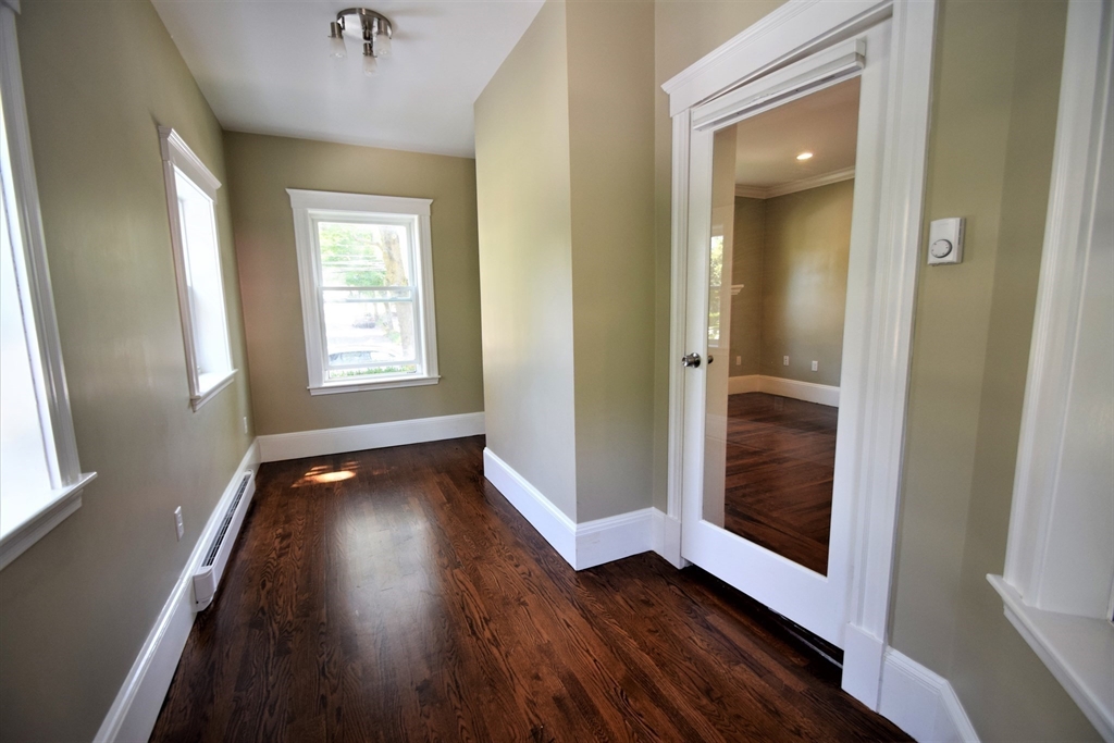 179 Tremont St, Newton