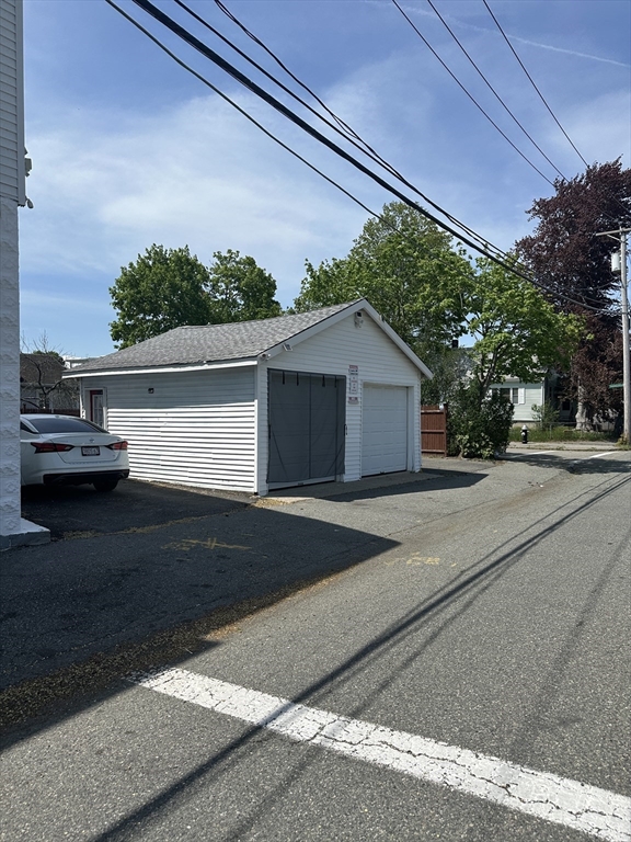 65 Manchester, Brockton