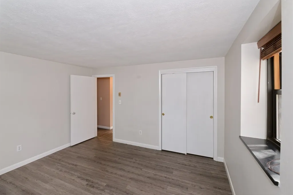 1325 Worcester Rd, Framingham