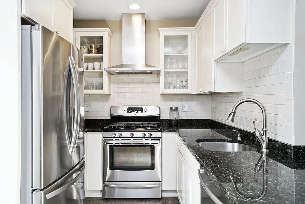 397 E 5th St, South Boston