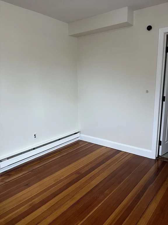 29 Ripley Rd, Belmont