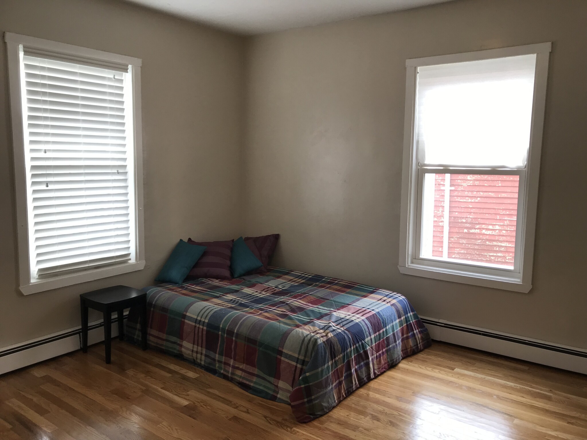 5 Otisfield St, Roxbury