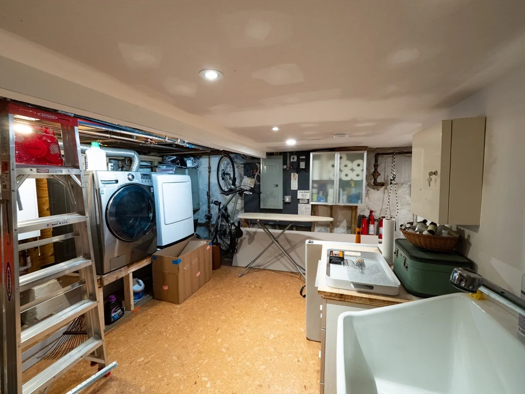 214 Third St, East Cambridge