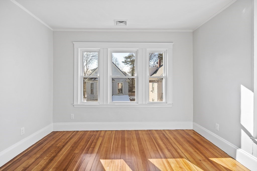 170 Calumet St, Mission Hill