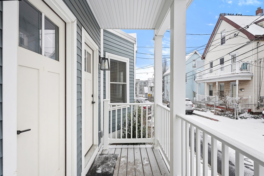 22 Henderson St, Magoun Square