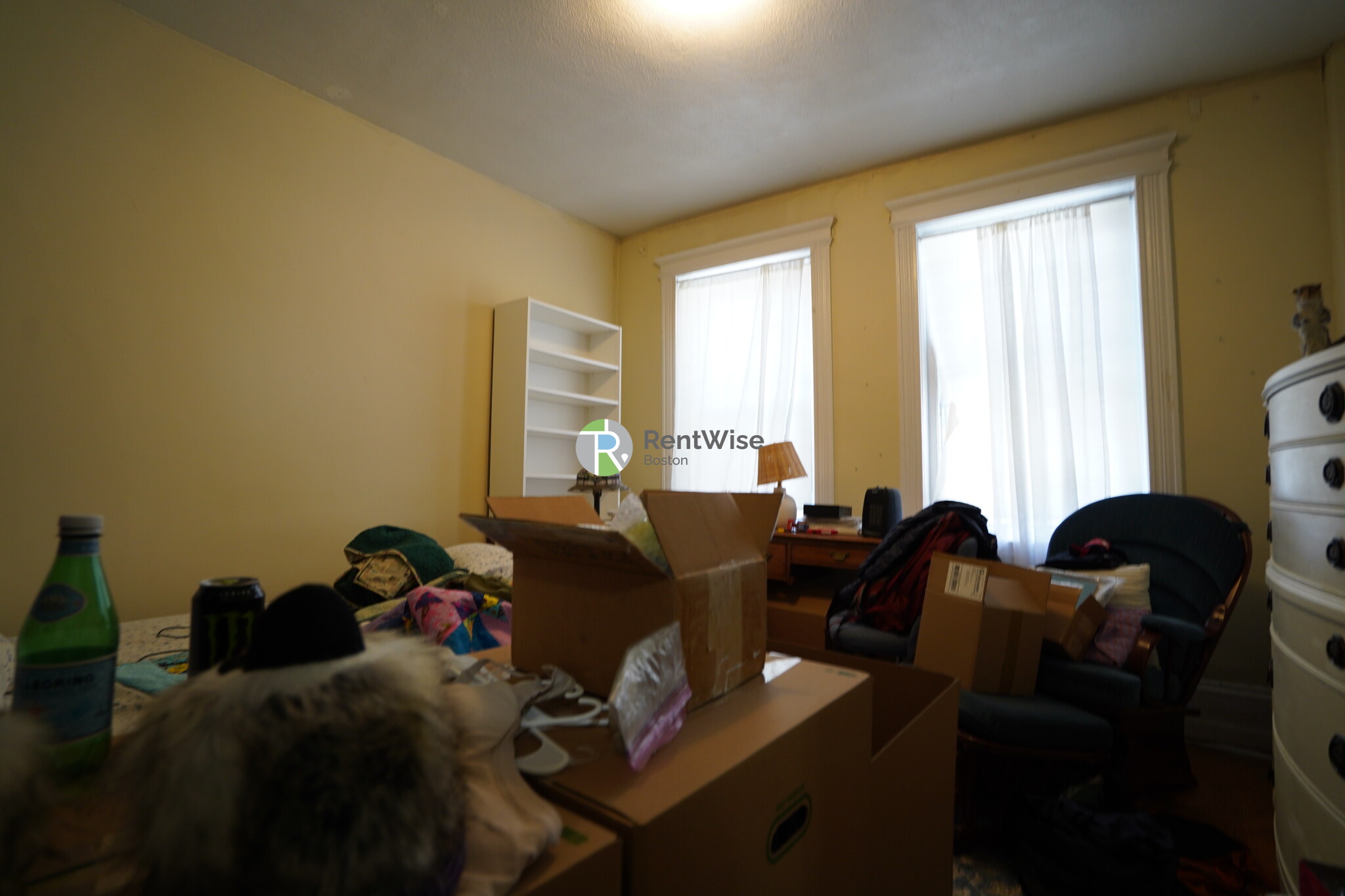 1 bed, 1 bath apartment for rent at 99 Gordon St Unit 3, Brighton — photo 2 of 9